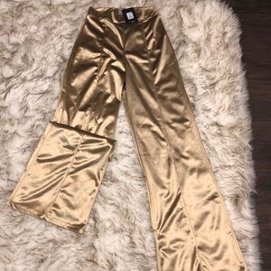 Bell bottom pants